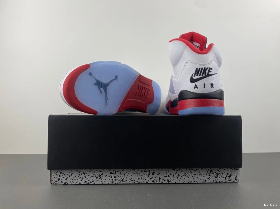 Black Tongue Fire Retro - HQ7978-101 5 Red (2025) Jordan 0408